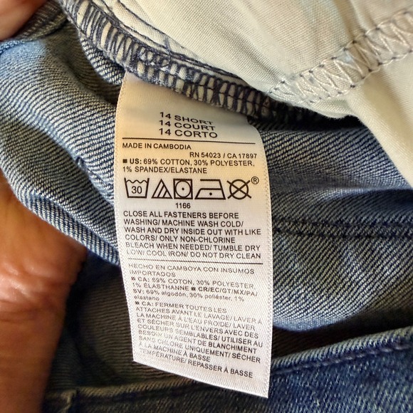 Old Navy Wow Straight High Rise Jeans Size 14 Short Medium Wash Blue Denim - Picture 3 of 7